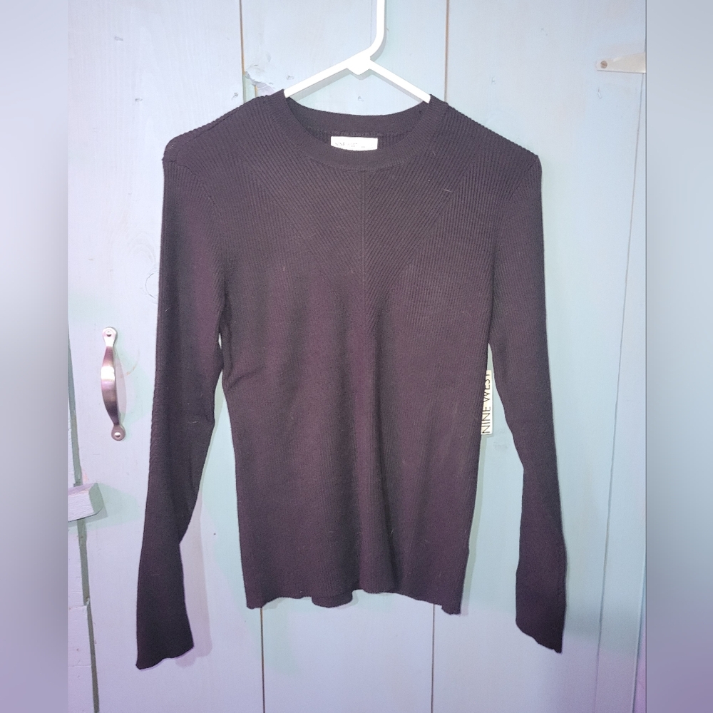 Nine West women's long sleeve shirt black.  Size L. Brand new